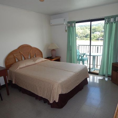 Esa Bay View Hotel Colonia Екстер'єр фото