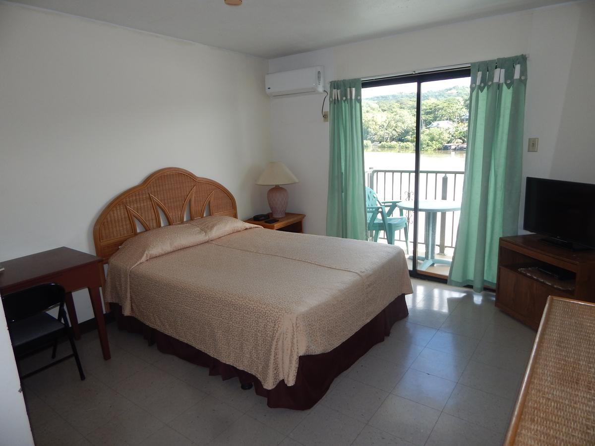 Esa Bay View Hotel Colonia Екстер'єр фото